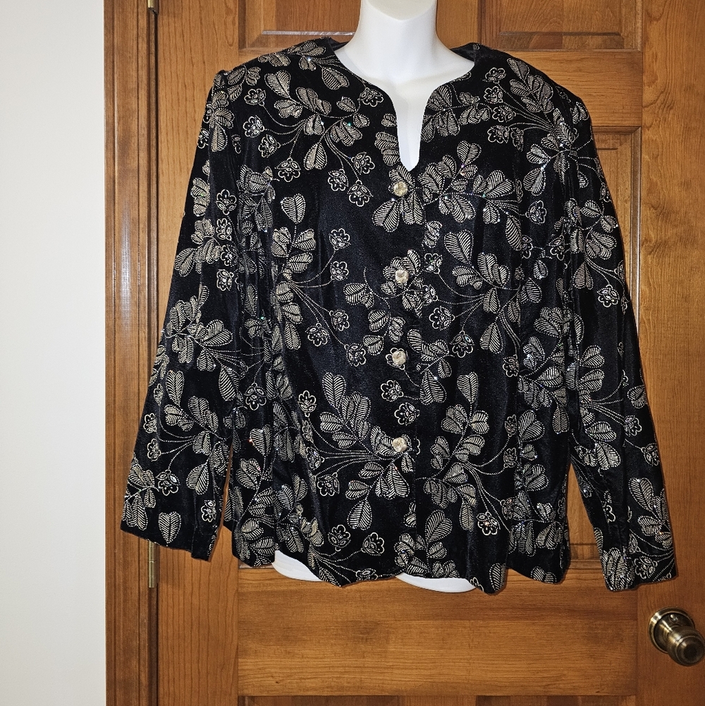 Maggie McNaughton Vintage Black Velvet Floral Button-Up Blouse.
